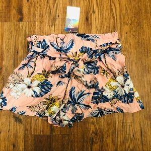 ROMWE-Casual, Floral summer beach shorts- sz S